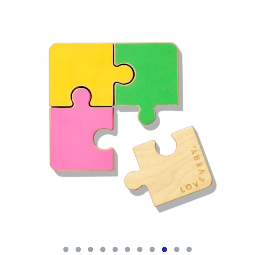 Lovevery Chunky Wooden Jigsaw Puzzle (Companion Play Lit - Months 22, 23, 24)